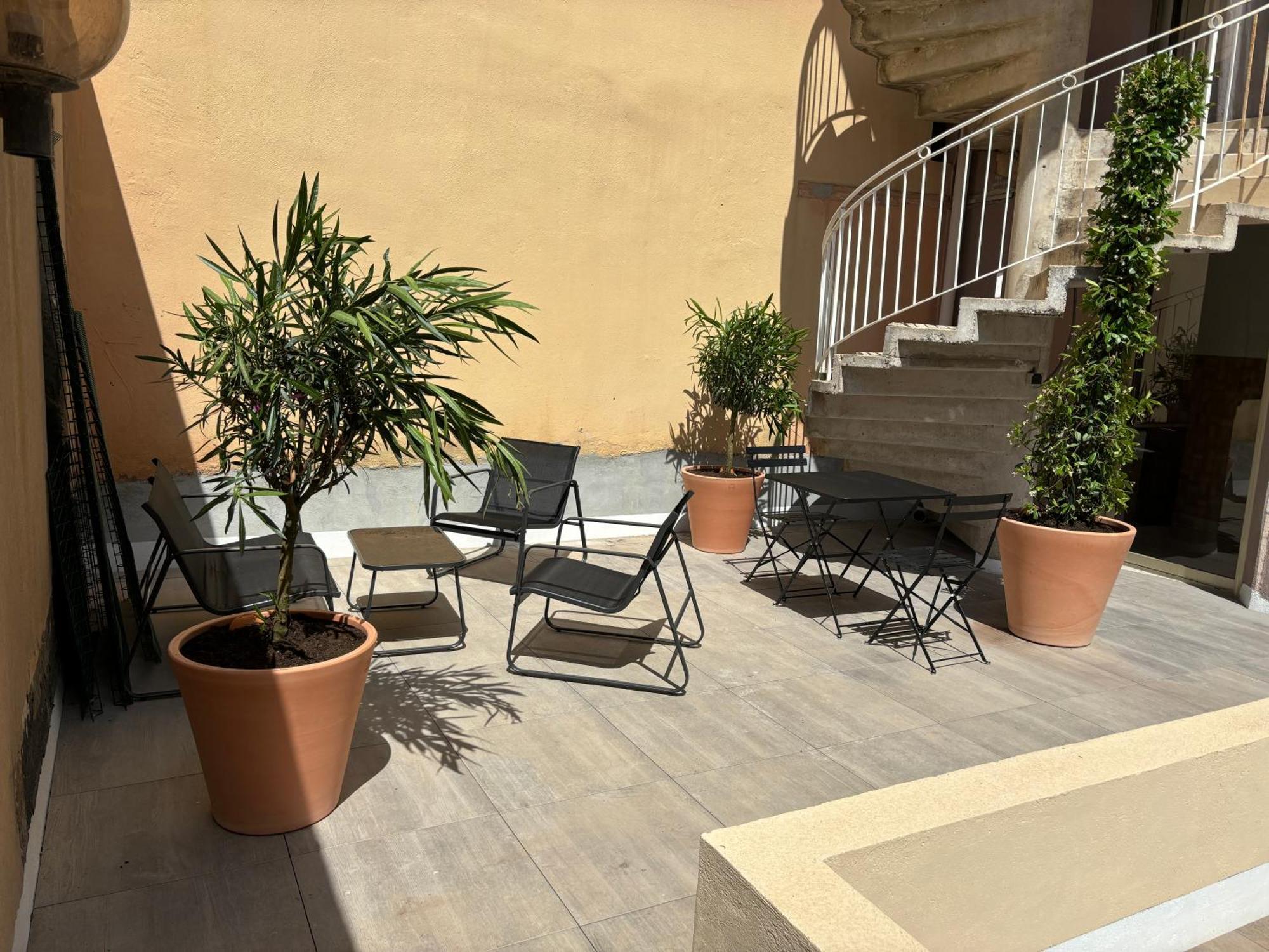 Studio Spacieux Avec Patio En Centre Ville Cavalaire-sur-Mer Exterior foto